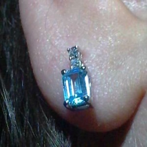 Ohrstecker mit Blautopas