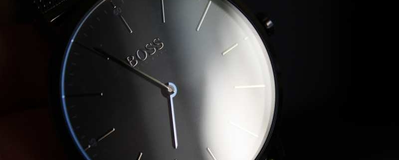 Elegante Boss Herren Armbanduhr in Schwarz