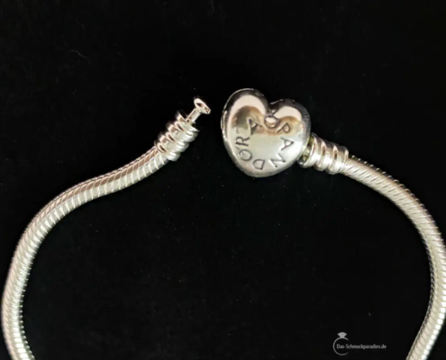 Pandora Armbänder für Damen - so funktioniert es